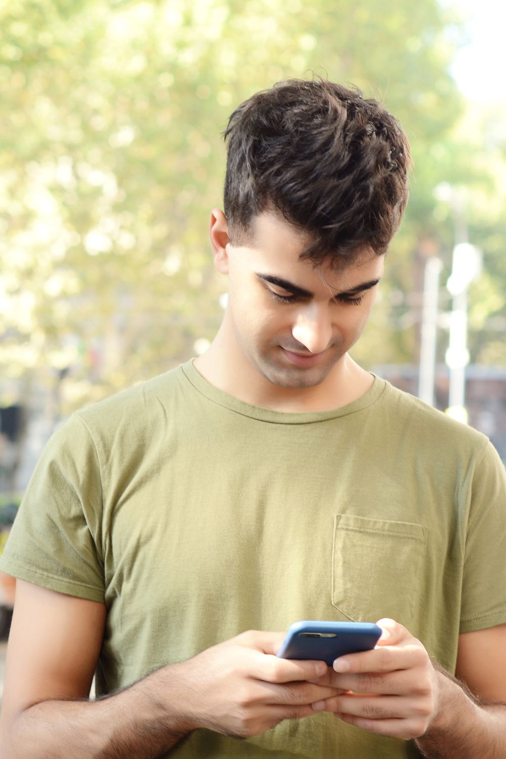 Signs your husband is sexting another woman