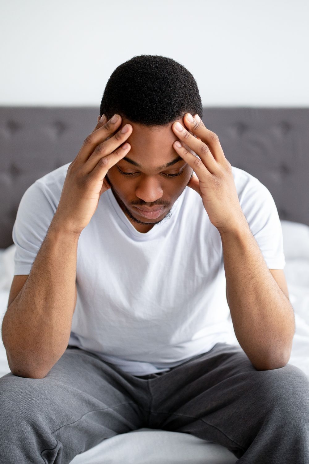 Signs your boyfriend is wasting your time 