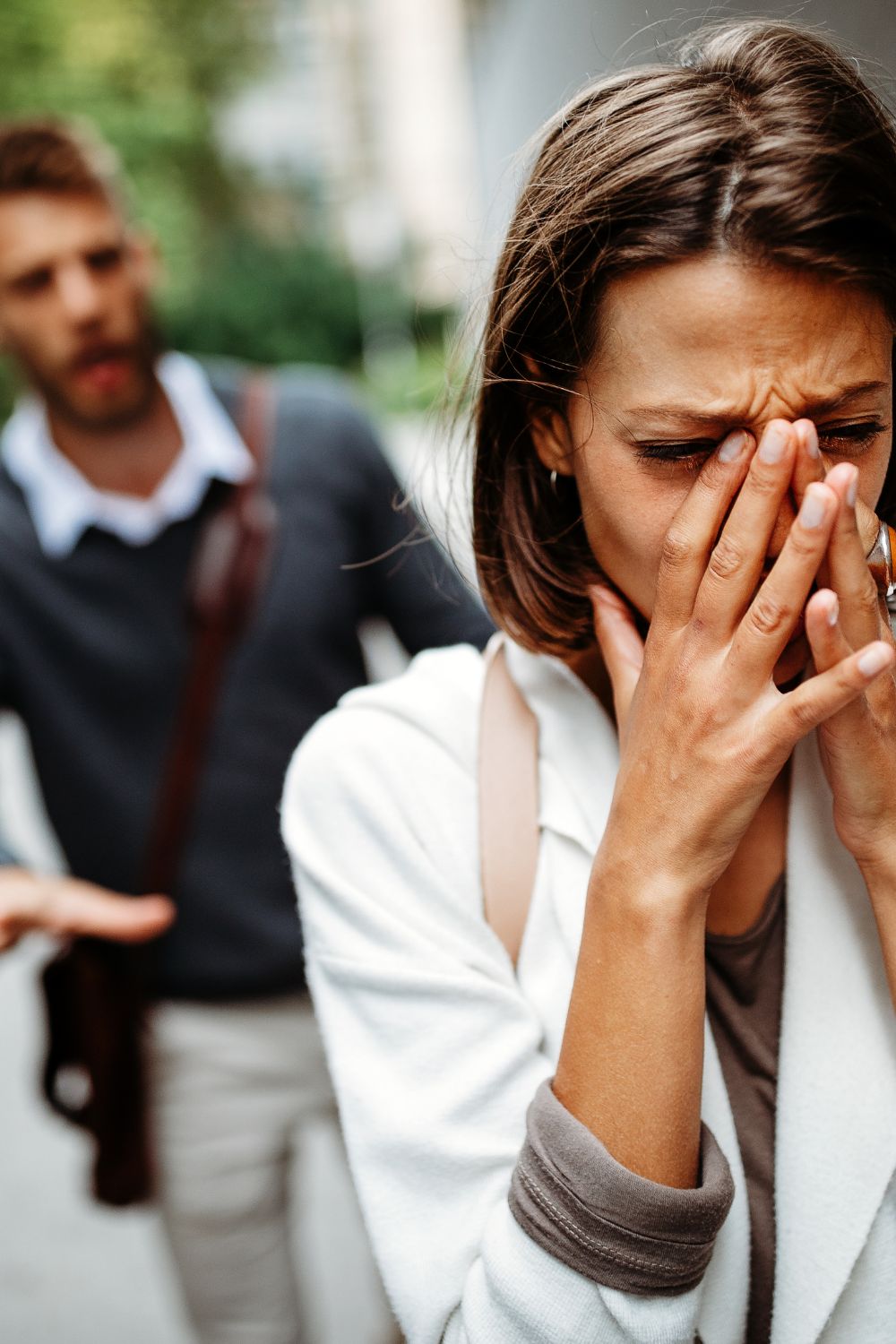 Signs your boyfriend is wasting your time 