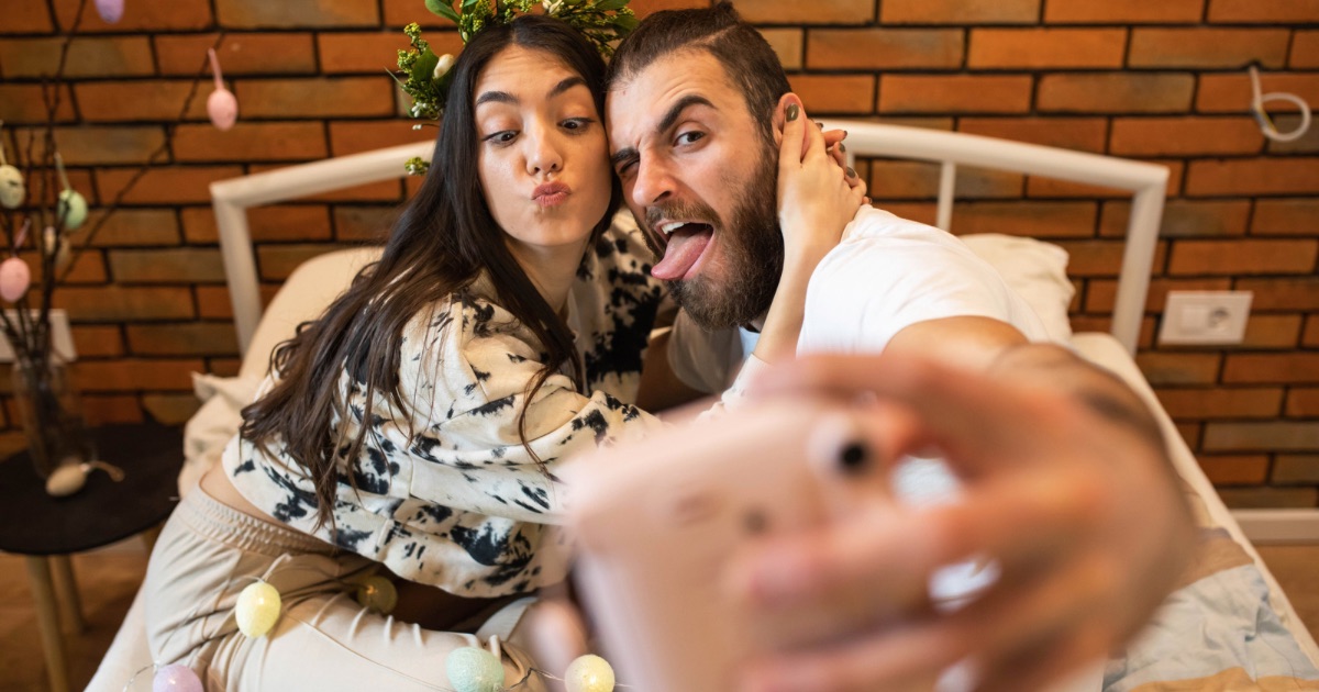 Playful Things Men Do That Women Find Irresistibly Charming