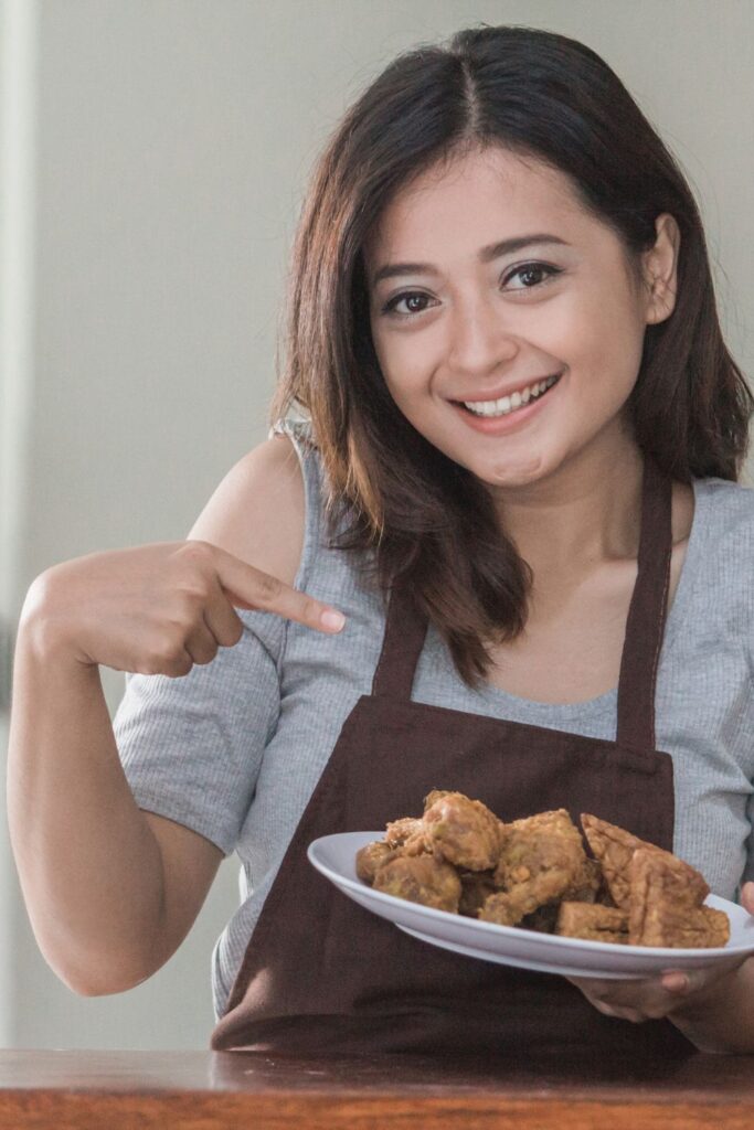 The Happiest Wives in the World Have These 12 Habits