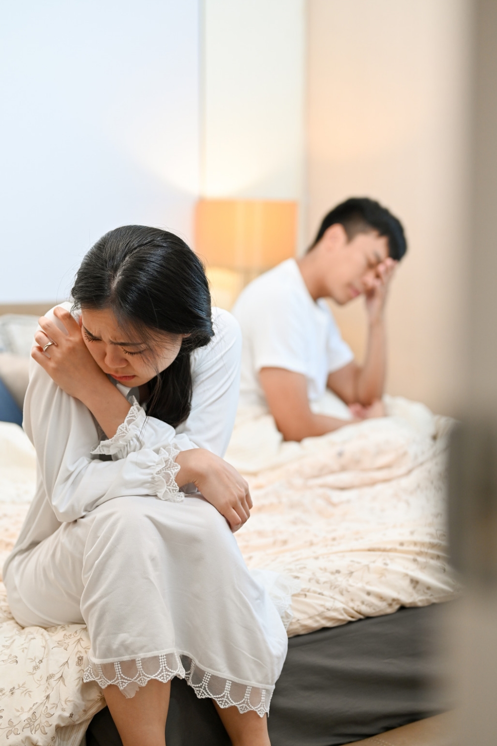 Signs of a secretly unhappy wife