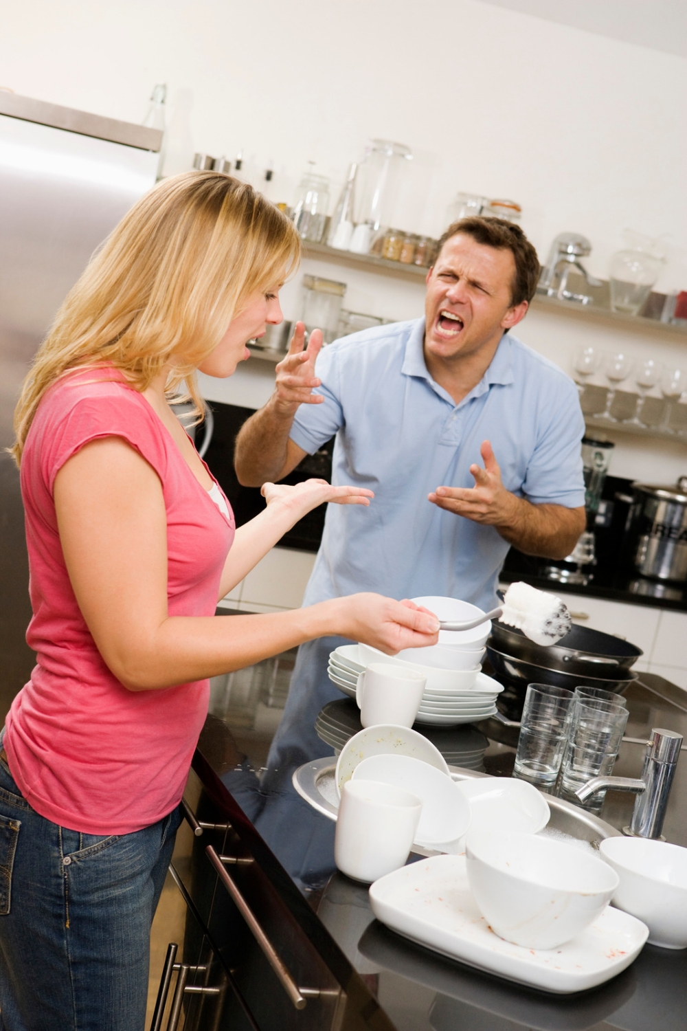 Common habits that drive husbands crazy